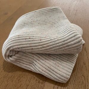 Bundl Australia ribbed sprinkle knit baby blanket *flawed*